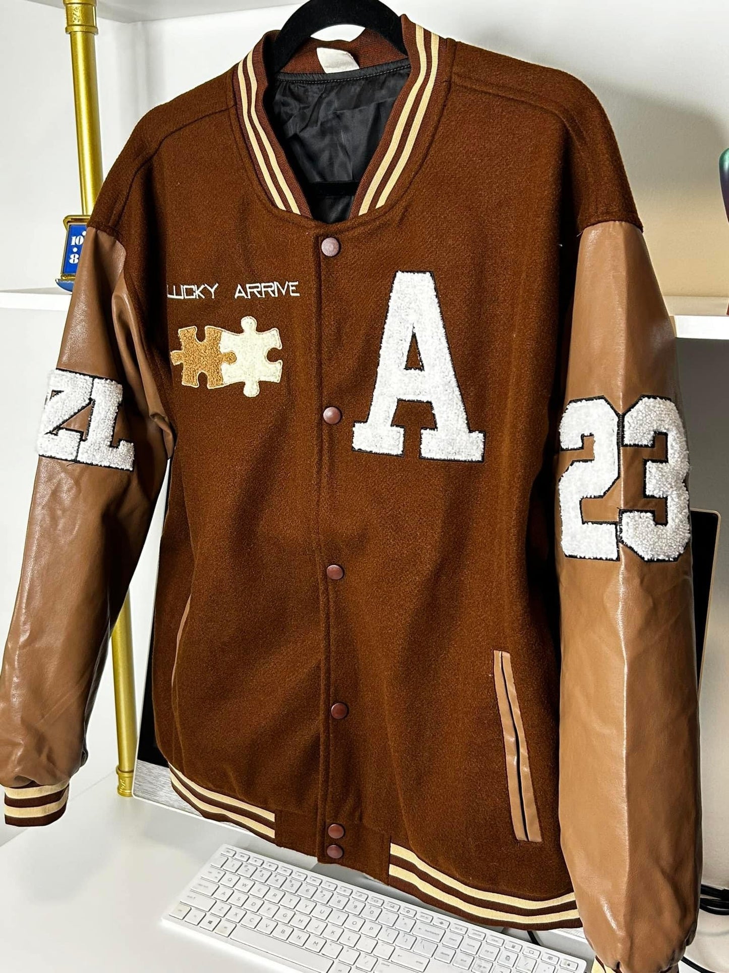 Lucky Arrive bomber jacket (open size up to xl )